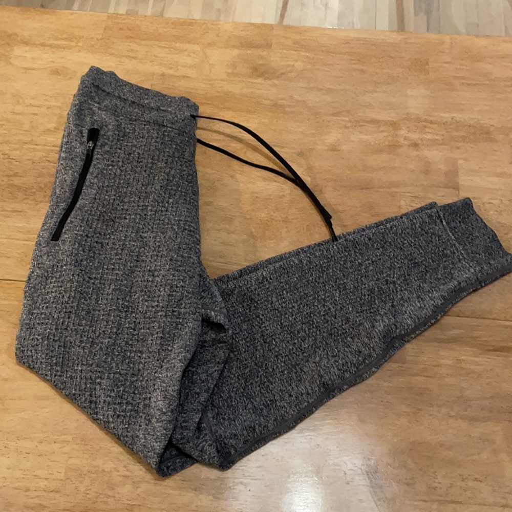 ENGINEERED WARMTH SWEATS